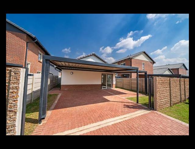 3 BEDROOM HOUSE FOR SALE IN CRYSTAL PARK